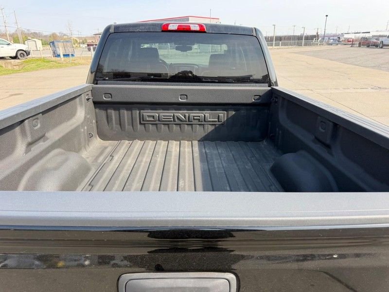 Used 2016 GMC Sierra 2500 Denali w/ Snow Plow Prep Package image 5