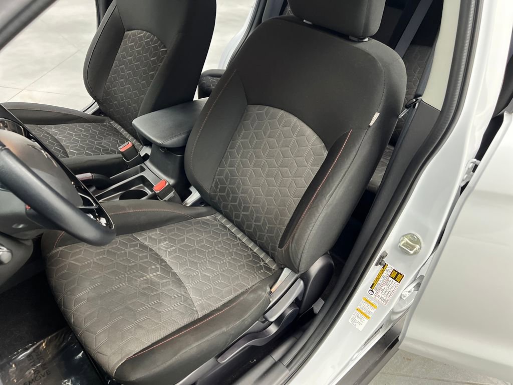 Used 2022 Mitsubishi Outlander Sport LE image 9