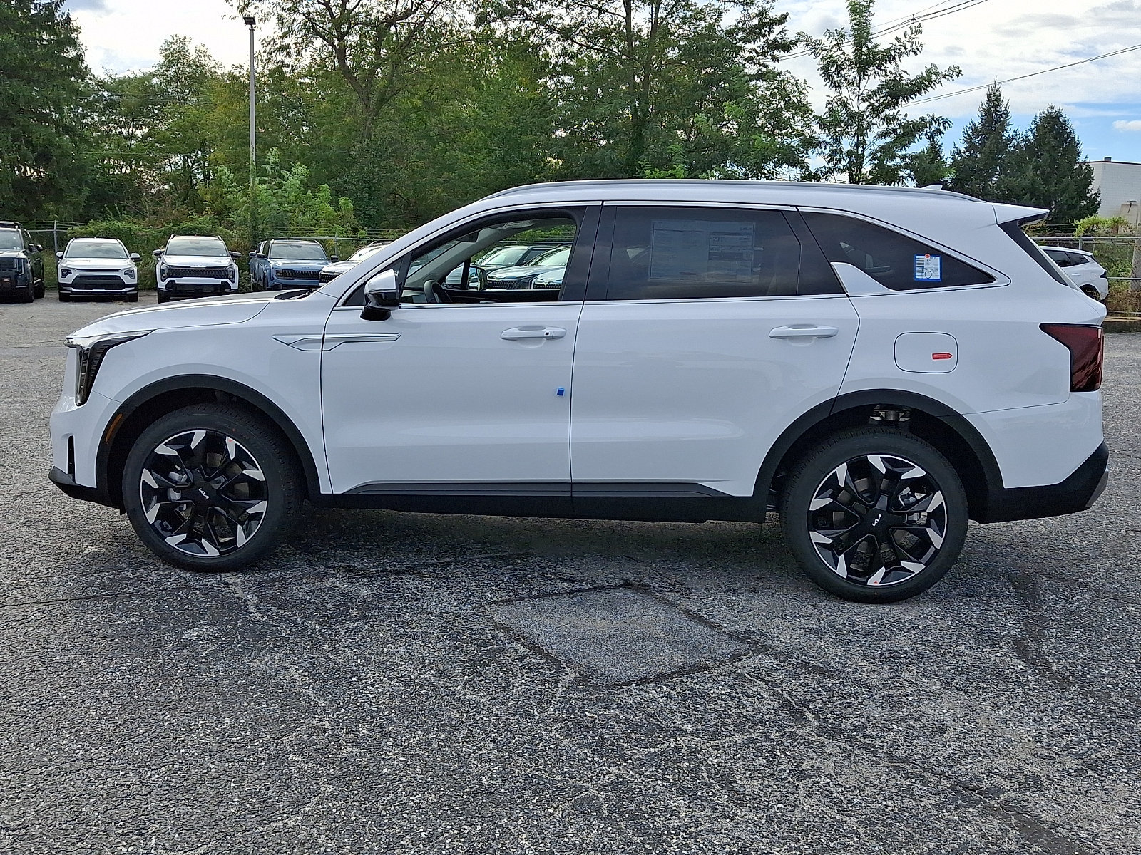 New 2026 Kia Sorento EX AWD/4WD image 5