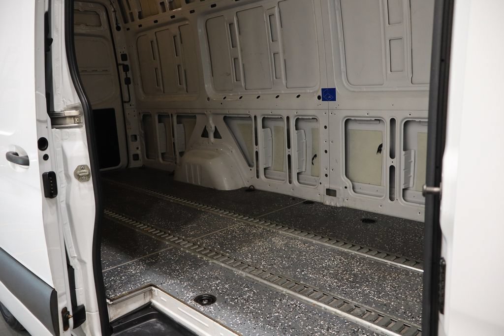 Used 2021 Mercedes-Benz Sprinter 2500 w/ Driver Convenience Package image 14