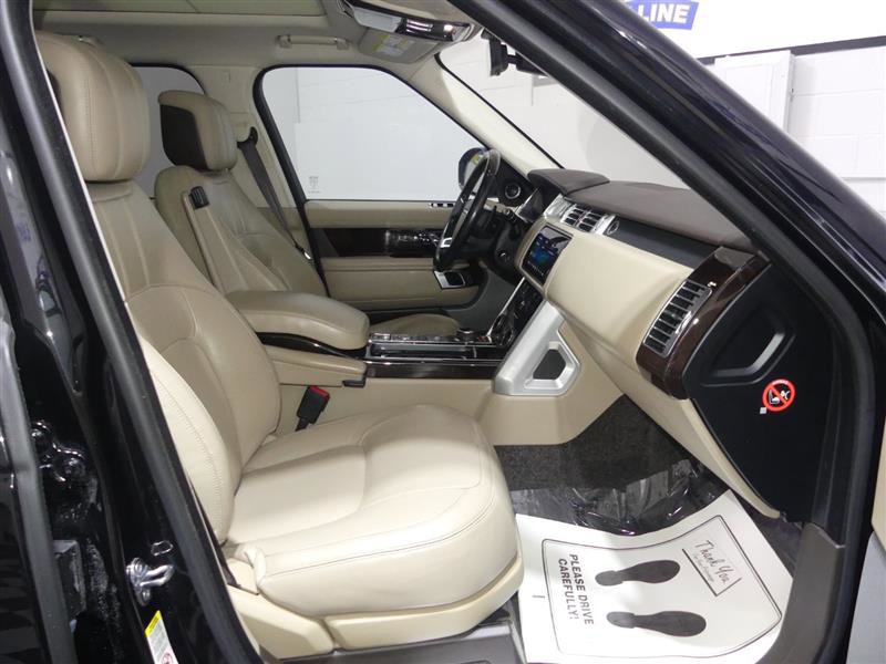 Used 2018 Land Rover Range Rover HSE image 23
