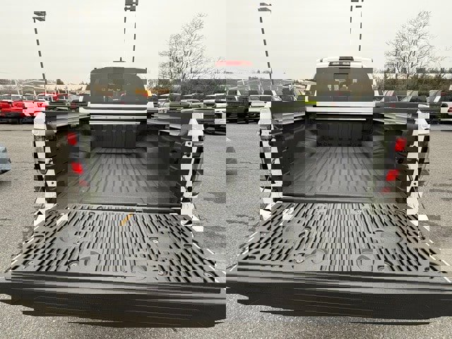 New 2026 Nissan Frontier PRO-4X w/ Pro-4x Convenience Package image 16