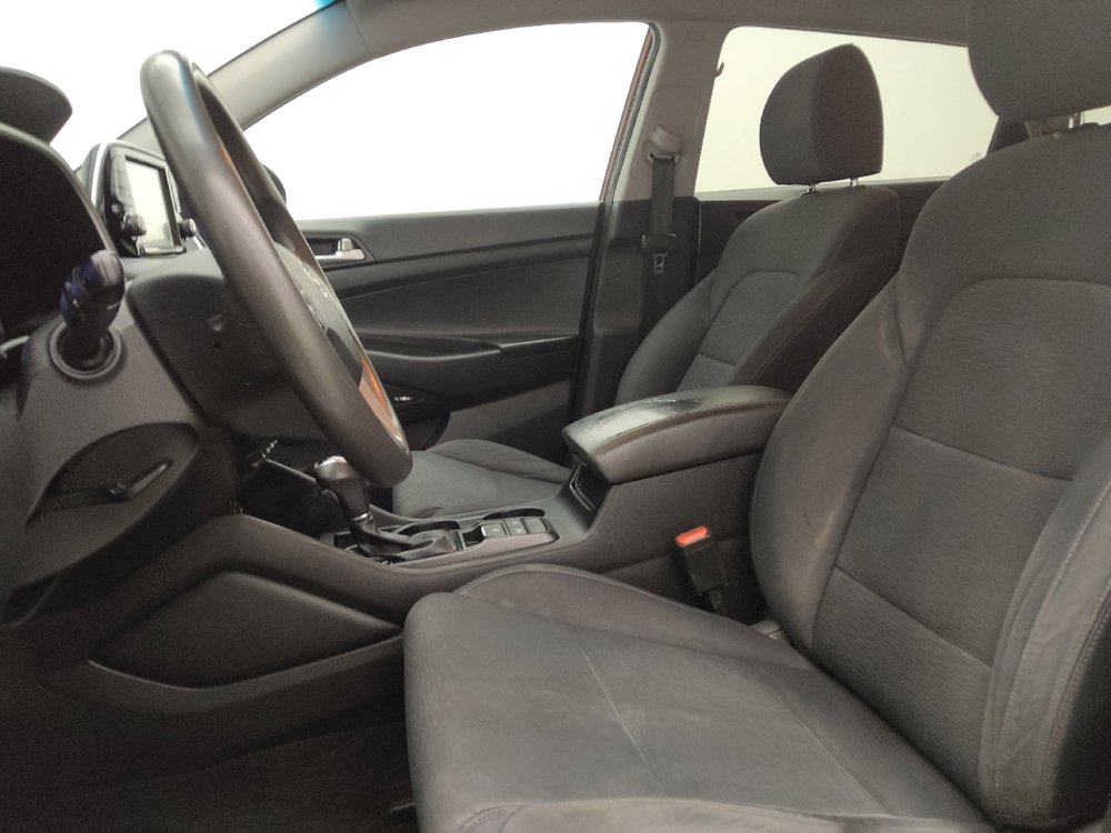 Used 2019 Hyundai Tucson Sport FWD image 17