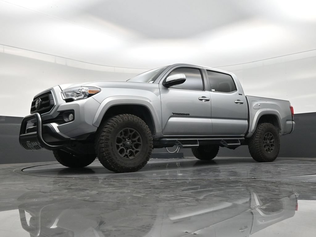 Used 2022 Toyota Tacoma SR5 w/ Technology Package RWD image 20