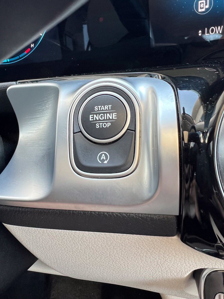 Used 2022 Mercedes-Benz GLB 250 image 12