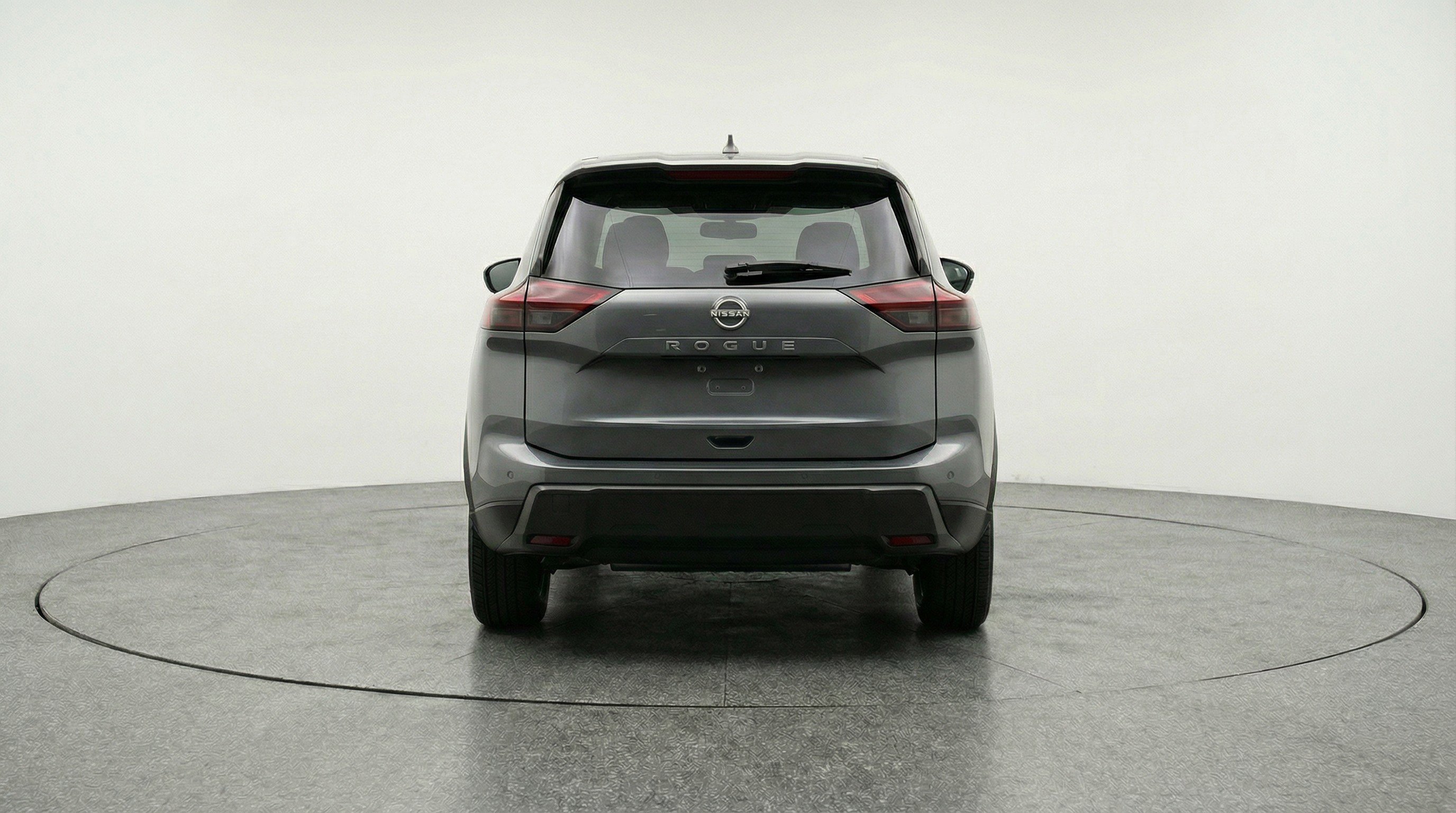 Used 2025 Nissan Rogue SV image 7