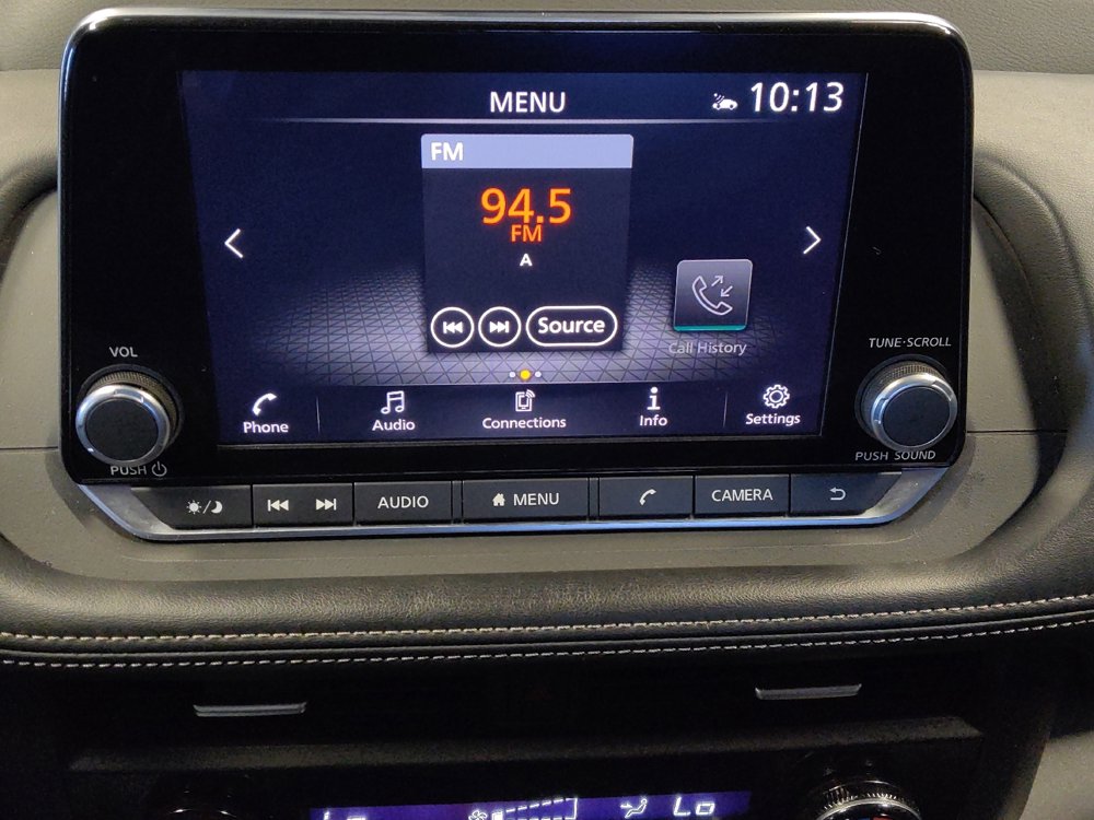 Used 2024 Nissan Rogue SV image 25