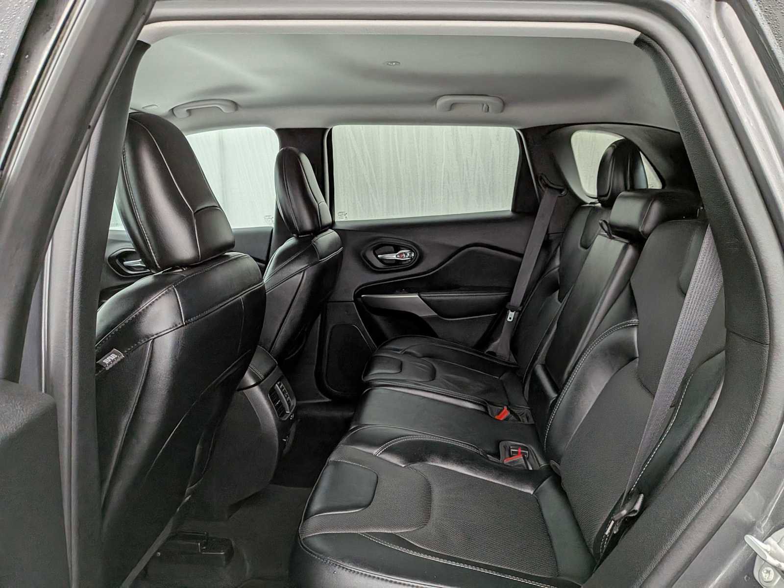 Used 2022 Jeep Cherokee Latitude Lux image 20