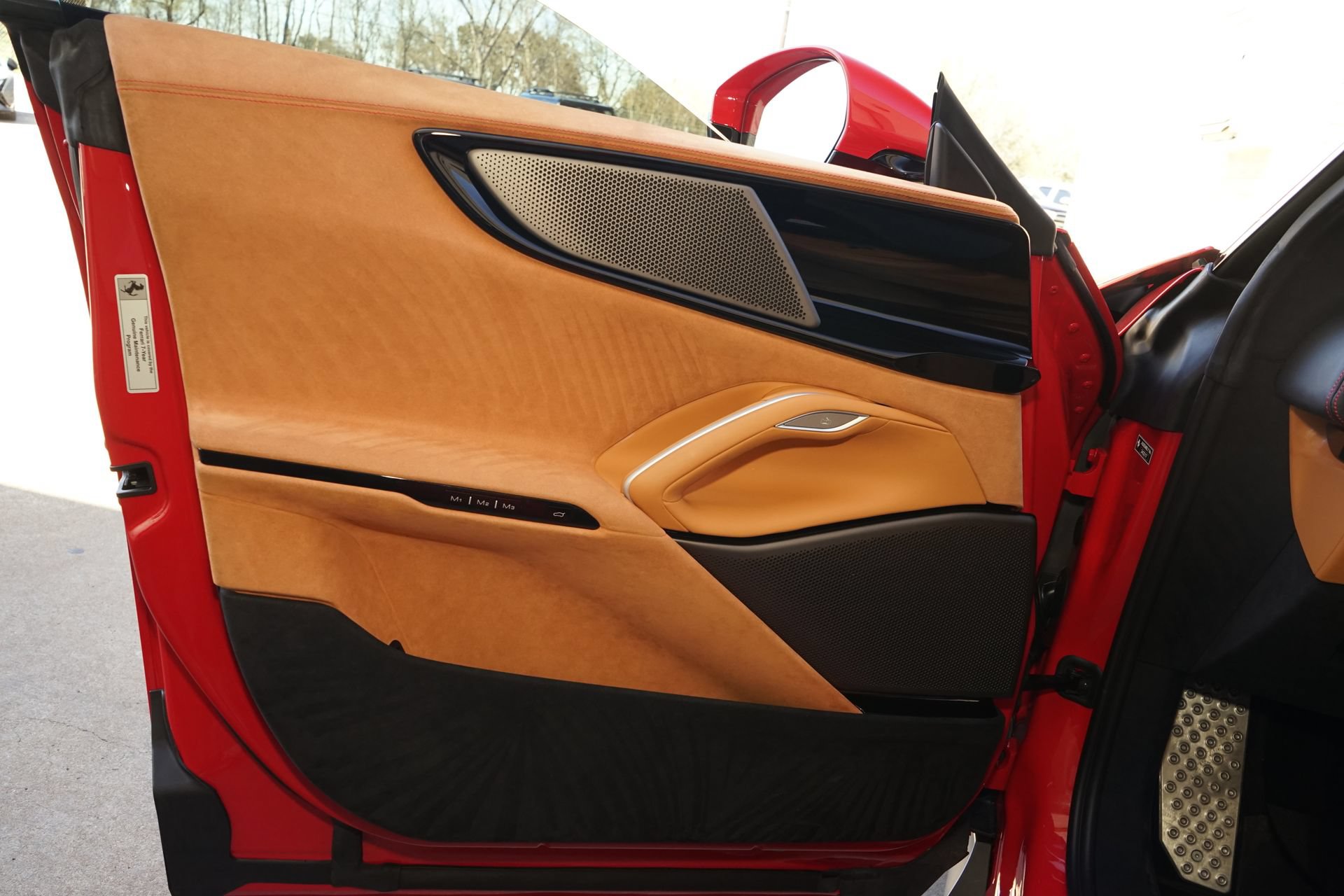 Used 2025 Ferrari Purosangue AWD/4WD image 22
