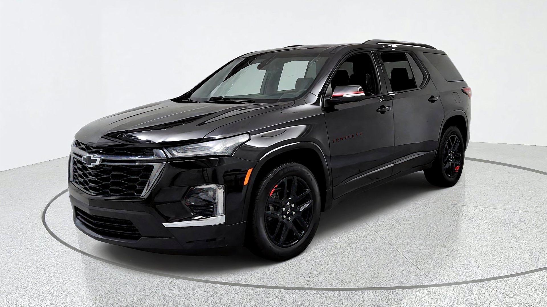 Certified 2023 Chevrolet Traverse Premier w/ Redline Edition FWD image 1