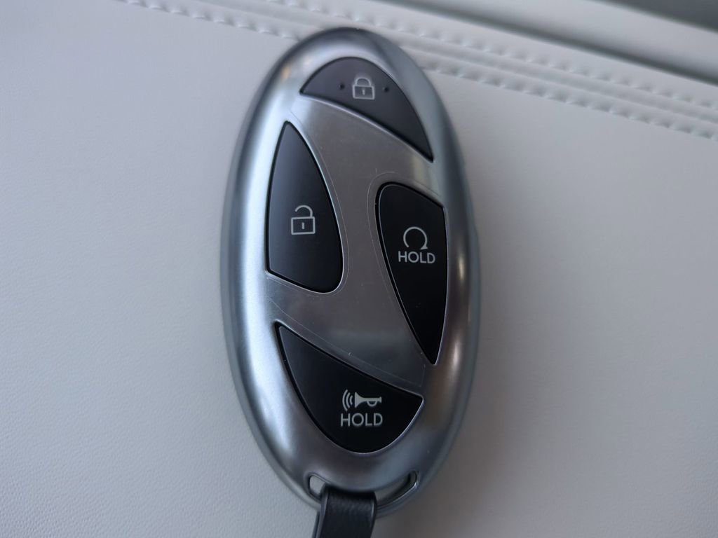 New 2026 Hyundai Santa Fe SE image 38