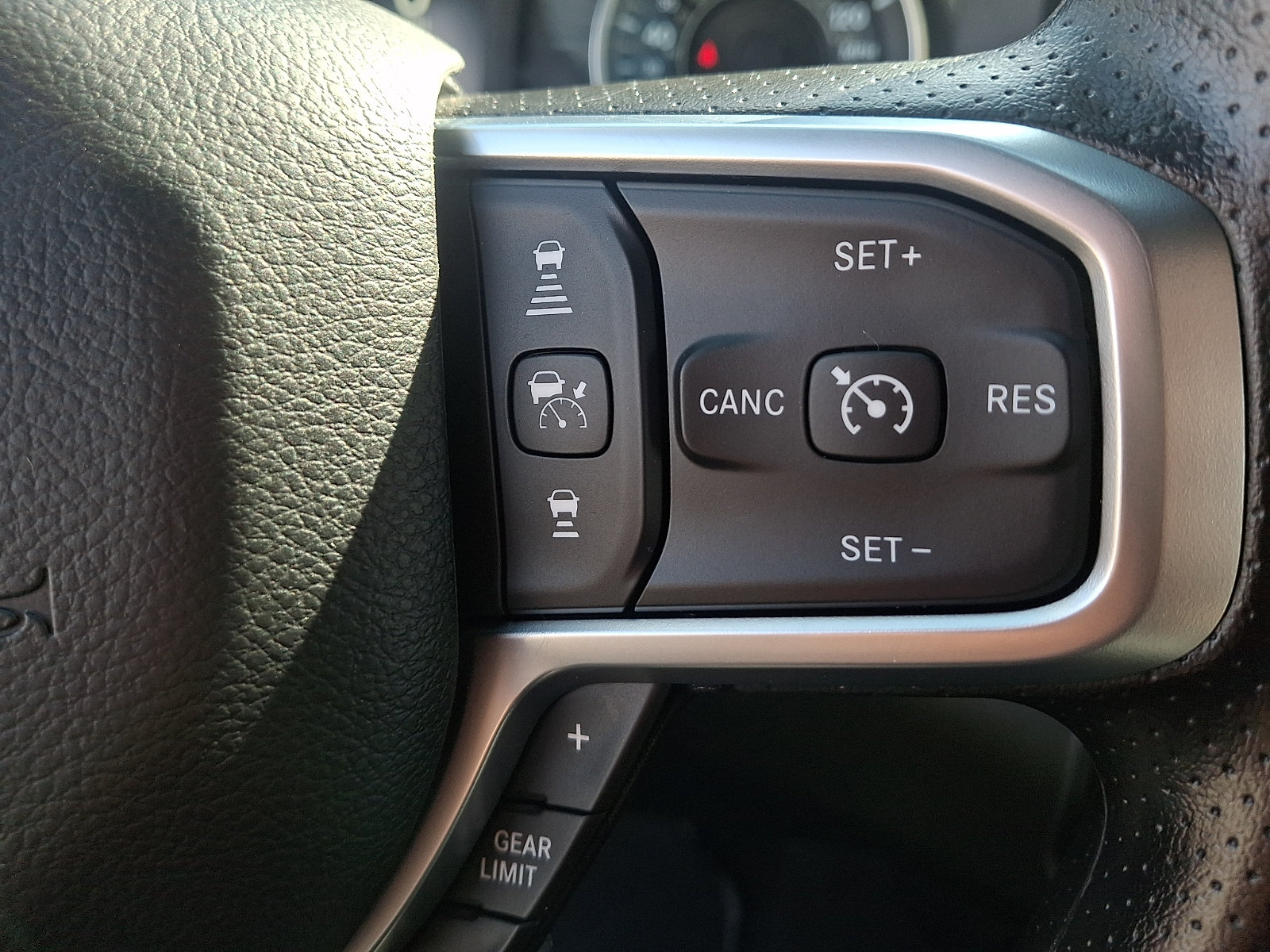 Used 2025 RAM 1500 Tradesman AWD/4WD image 20