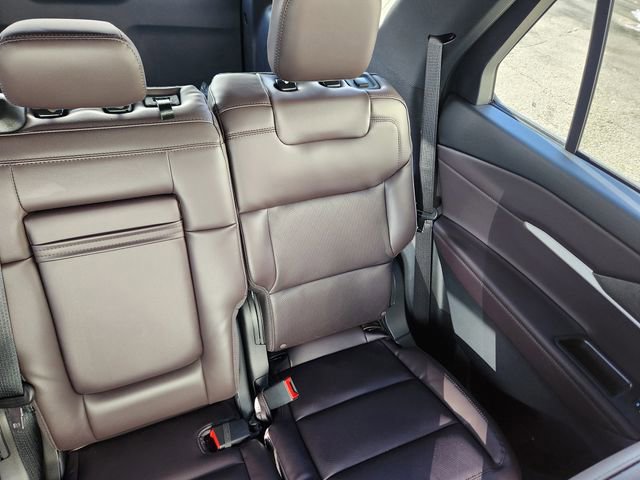 New 2026 Ford Explorer Platinum image 15