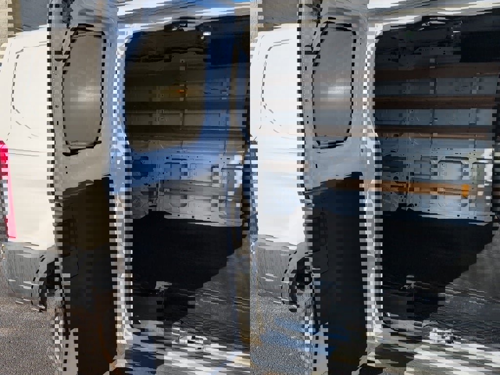 Used 2018 Ford Transit 250 130 Low Roof w/ Exterior Upgrade Package image 14