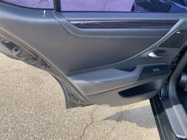 Used 2021 Lexus ES 300h w/ Accessory Package 2 FWD image 21
