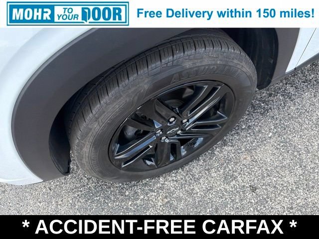 Used 2024 Chevrolet Trax ACTIV w/ Sunroof Package FWD image 11
