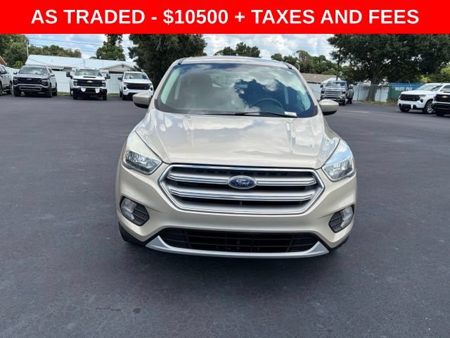 Used 2017 Ford Escape SE FWD image 2