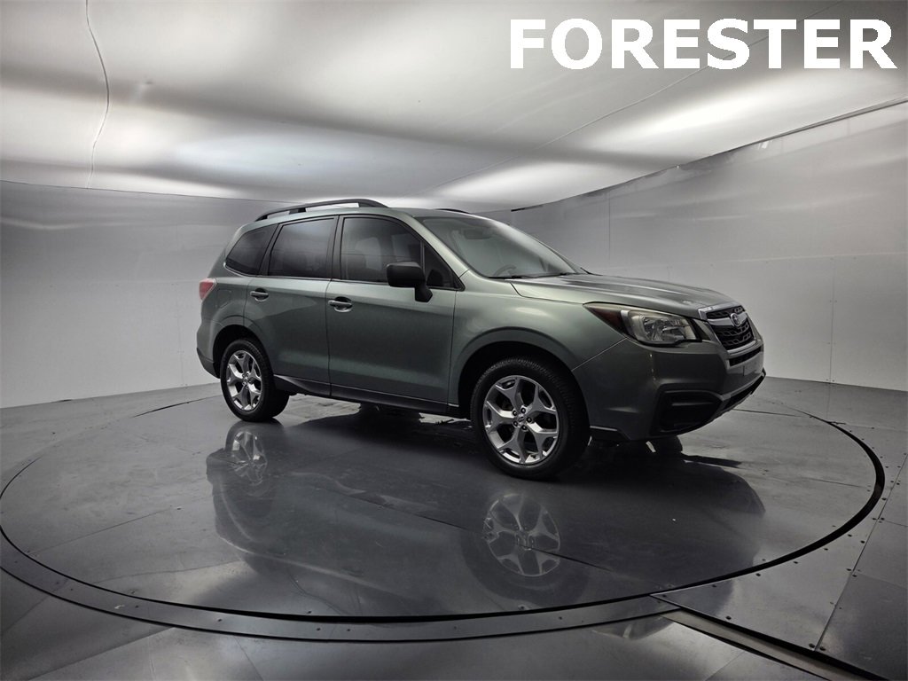 Used 2017 Subaru Forester 2.5i w/ Alloy Wheel Package image 2