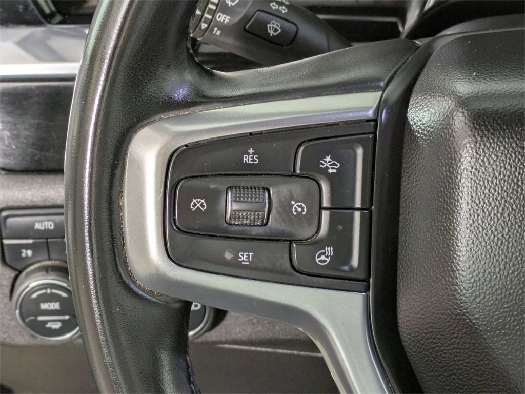 Used 2025 Chevrolet Silverado 1500 LT image 18