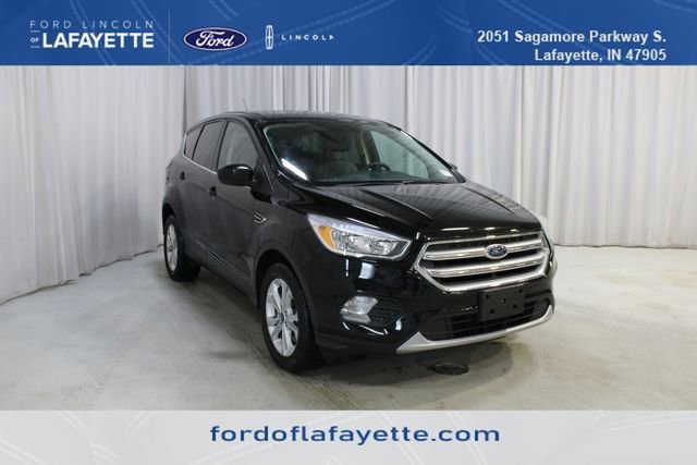 Used 2017 Ford Escape SE image 1