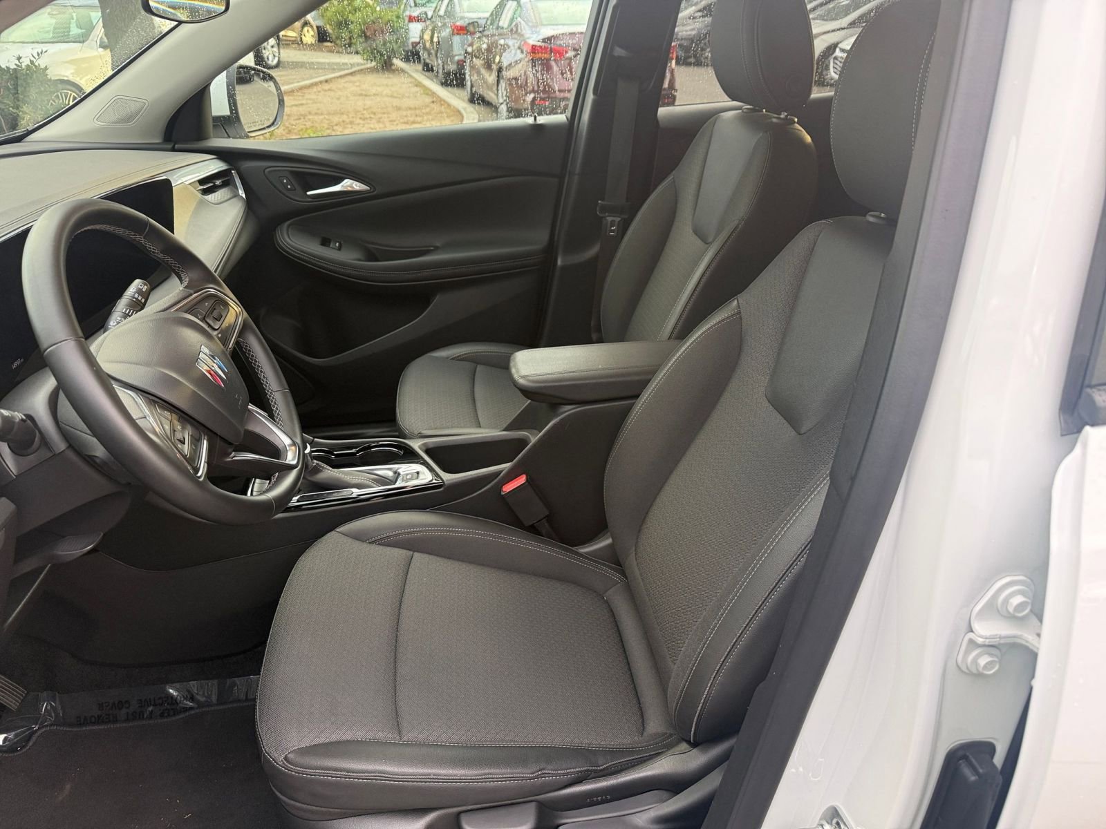 Used 2025 Buick Encore GX Preferred image 23