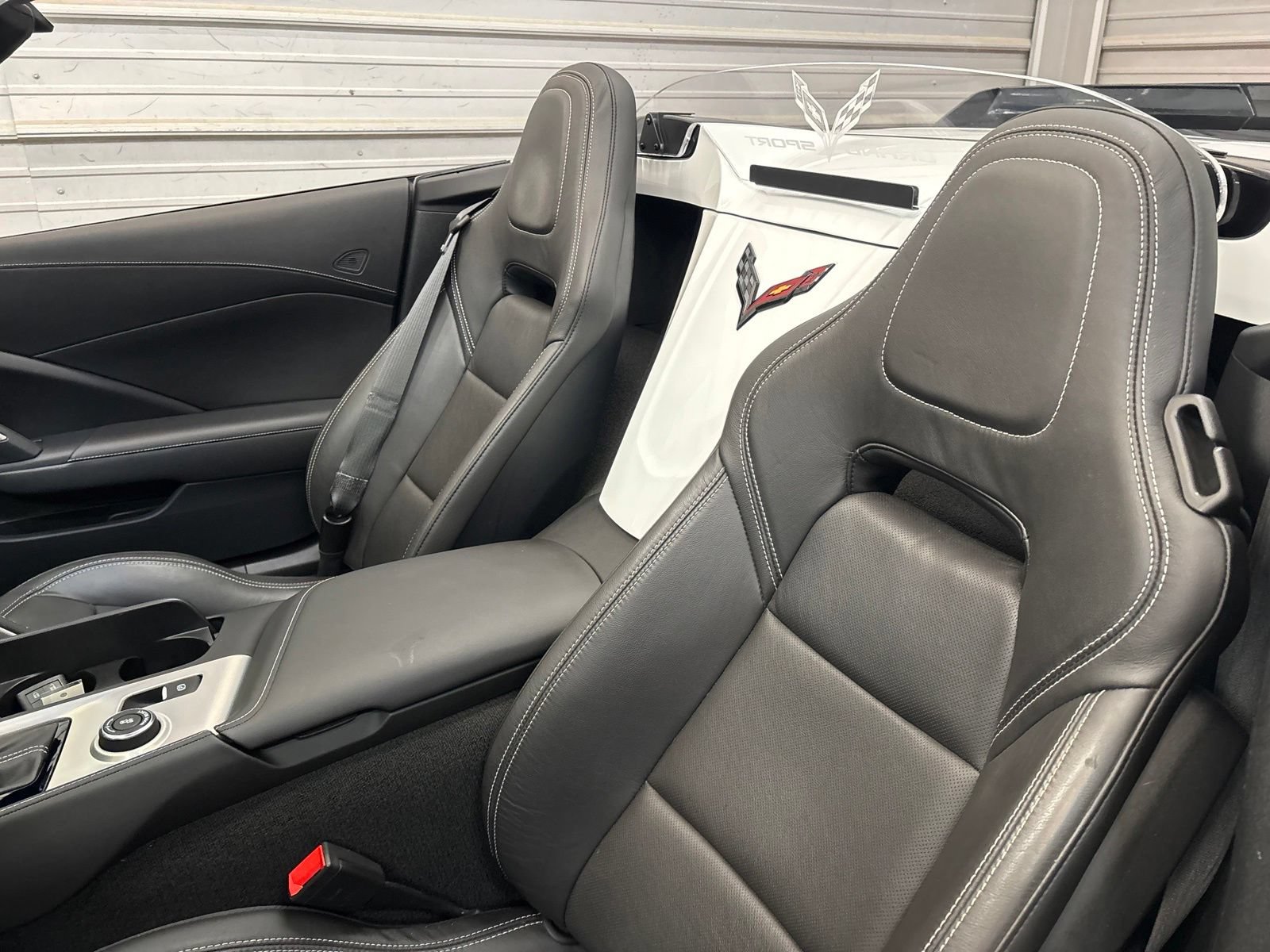 Used 2019 Chevrolet Corvette Grand Sport w/ Carbon Flash Badge Package RWD image 4