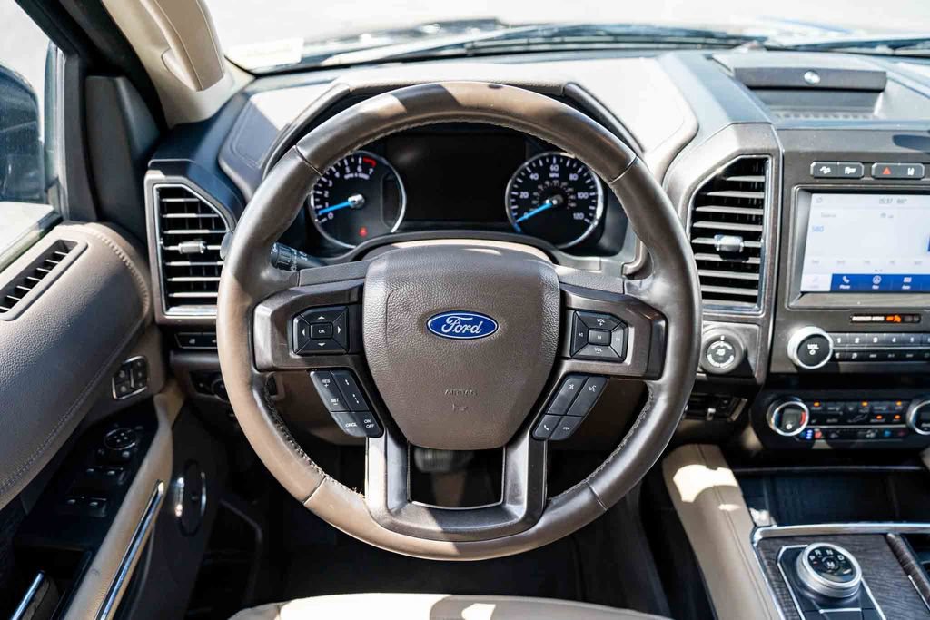 Used 2021 Ford Expedition Limited AWD/4WD image 23