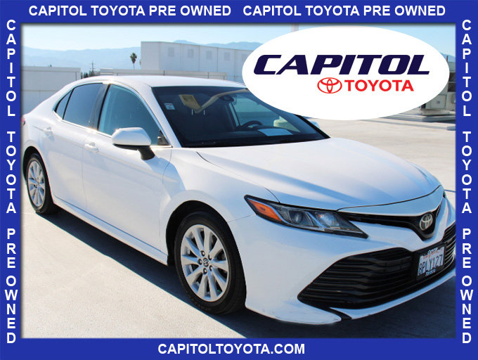Used 2020 Toyota Camry LE video 1