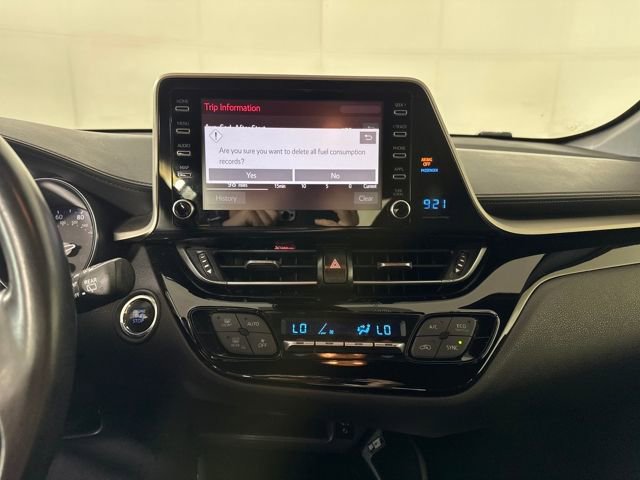 Used 2019 Toyota C-HR XLE image 21