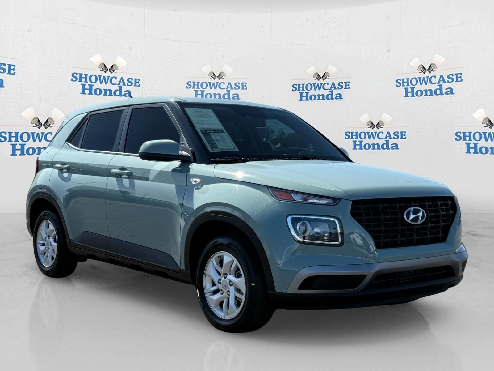 Used 2025 Hyundai Venue SE image 10