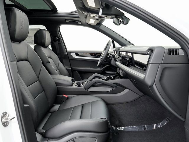 New 2026 Porsche Cayenne image 23