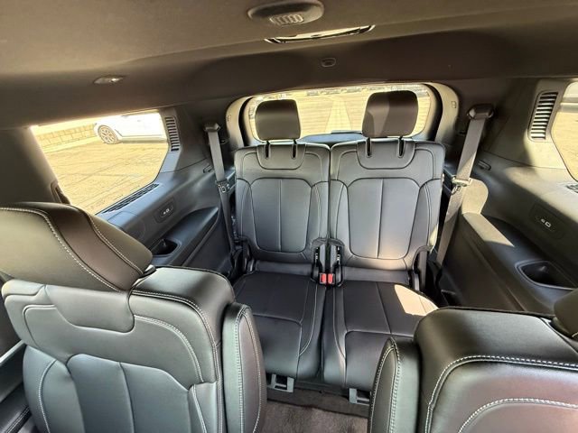 New 2025 Jeep Grand Cherokee L Limited w/ Trailer Tow Package image 21