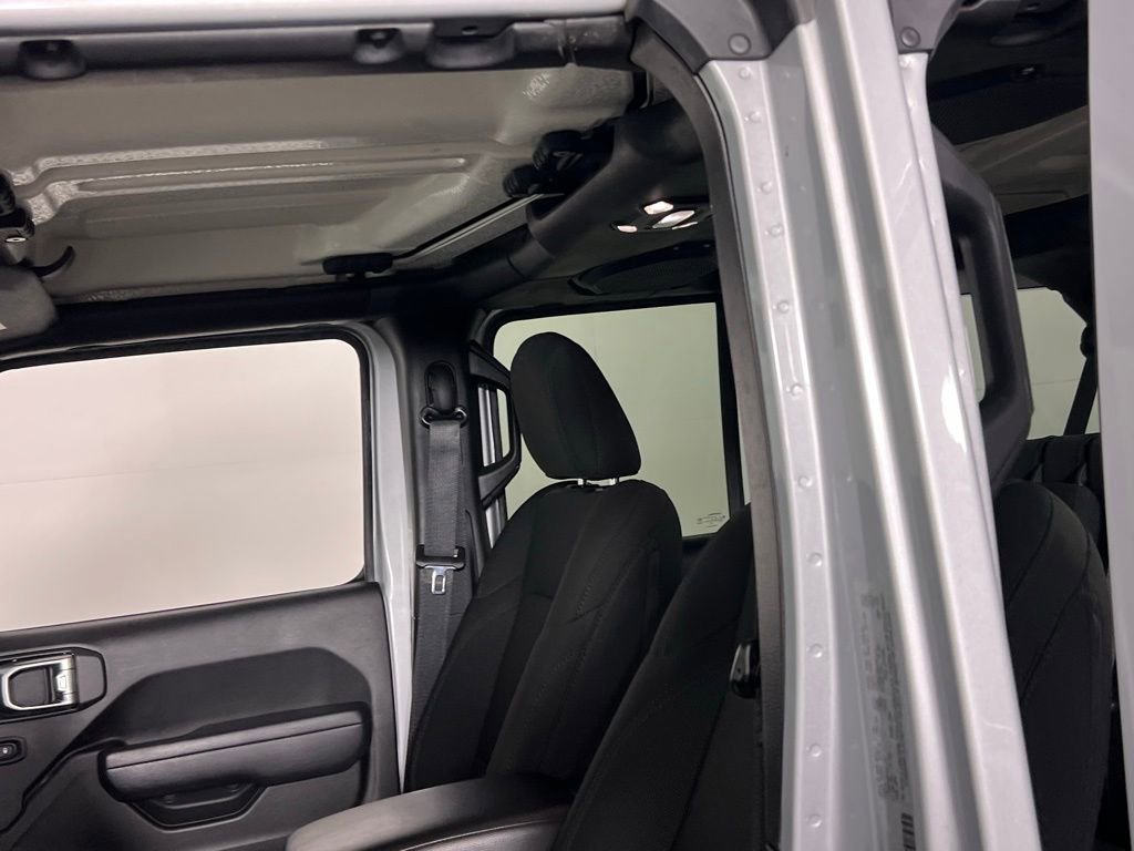 Used 2023 Jeep Wrangler Unlimited image 28