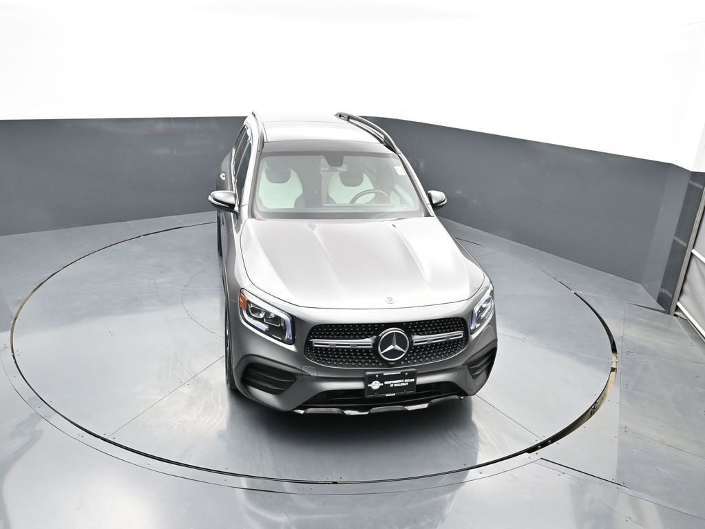 Used 2021 Mercedes-Benz GLB 250 4MATIC image 39