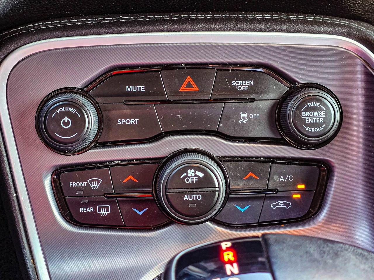 Used 2019 Dodge Challenger SXT image 16