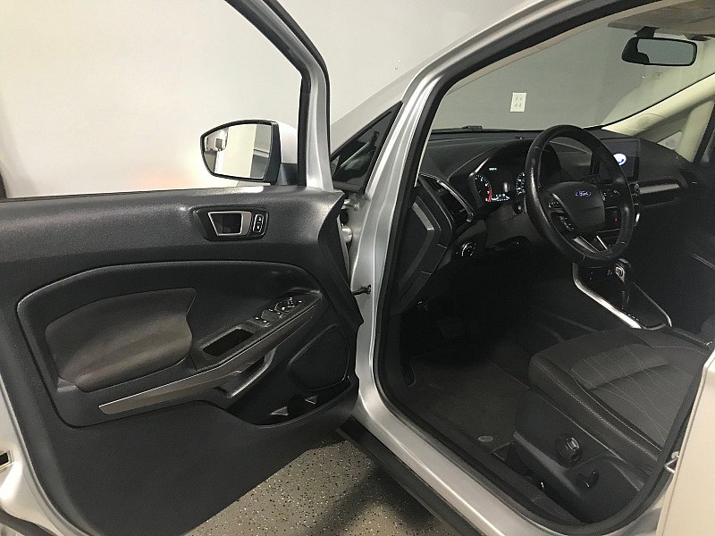 Used 2020 Ford EcoSport SE image 9