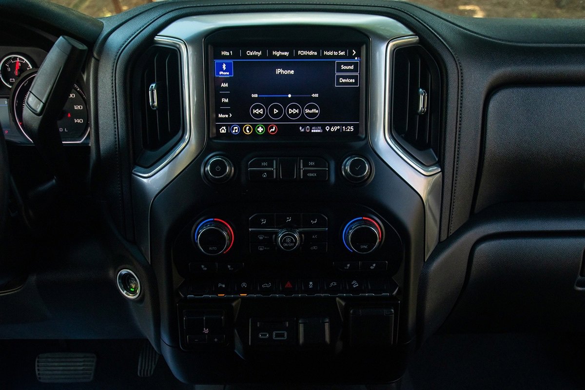 Used 2020 Chevrolet Silverado 1500 LT w/ All-Star Edition AWD/4WD image 24