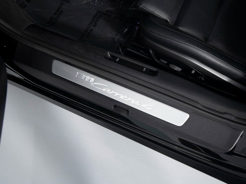 Certified 2024 Porsche 911 Carrera 4 image 37