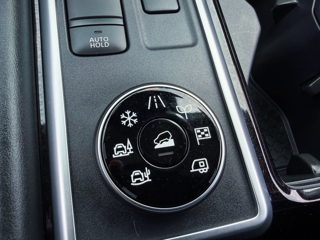 Certified 2023 Nissan Pathfinder Platinum AWD/4WD image 29