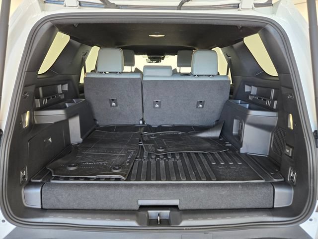 Used 2025 Toyota 4Runner Trailhunter AWD/4WD image 13