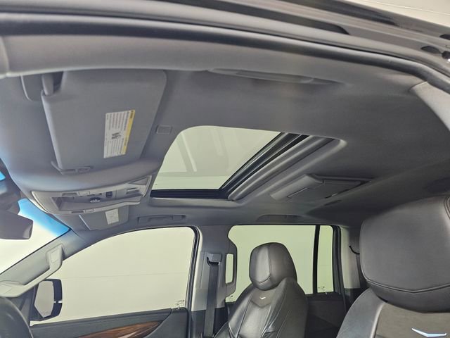 Used 2019 Cadillac Escalade ESV Luxury image 31