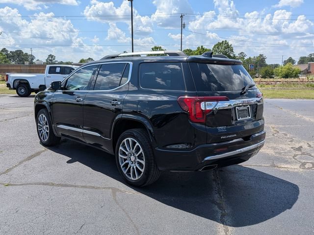 Used 2023 GMC Acadia Denali w/ Denali Ultimate Package FWD image 5