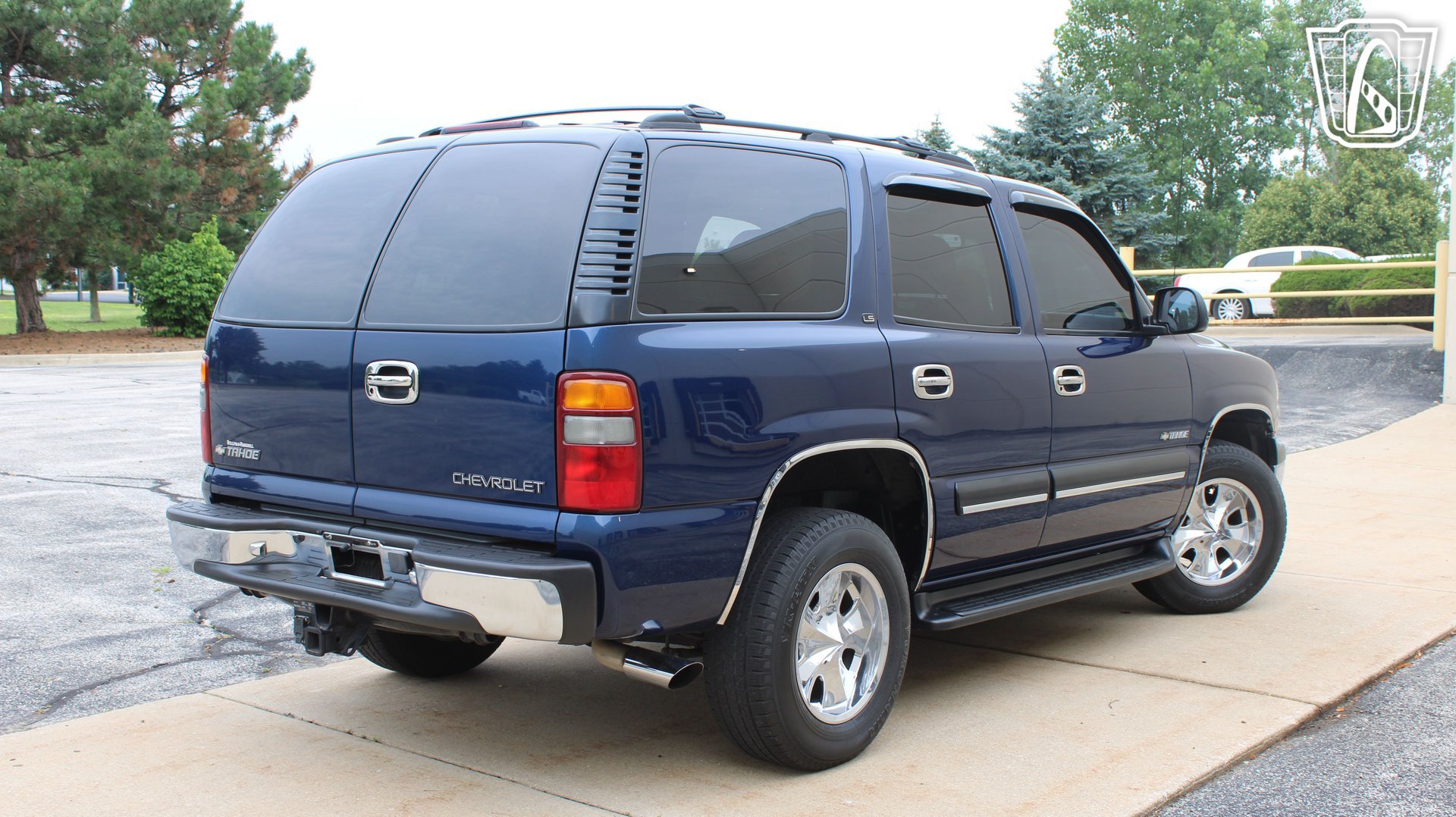 Used 2000 Chevrolet Tahoe LS w/ LS Preferred Equipment Group AWD/4WD image 30