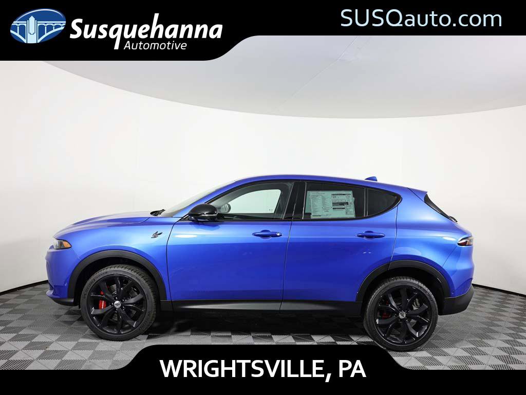 Used 2023 Dodge Hornet GT w/ Track Pack image 31