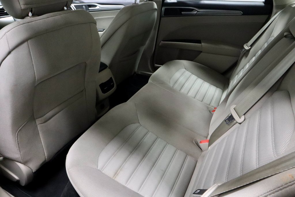 Certified 2017 Ford Fusion SE w/ Fusion SE Technology Package image 19