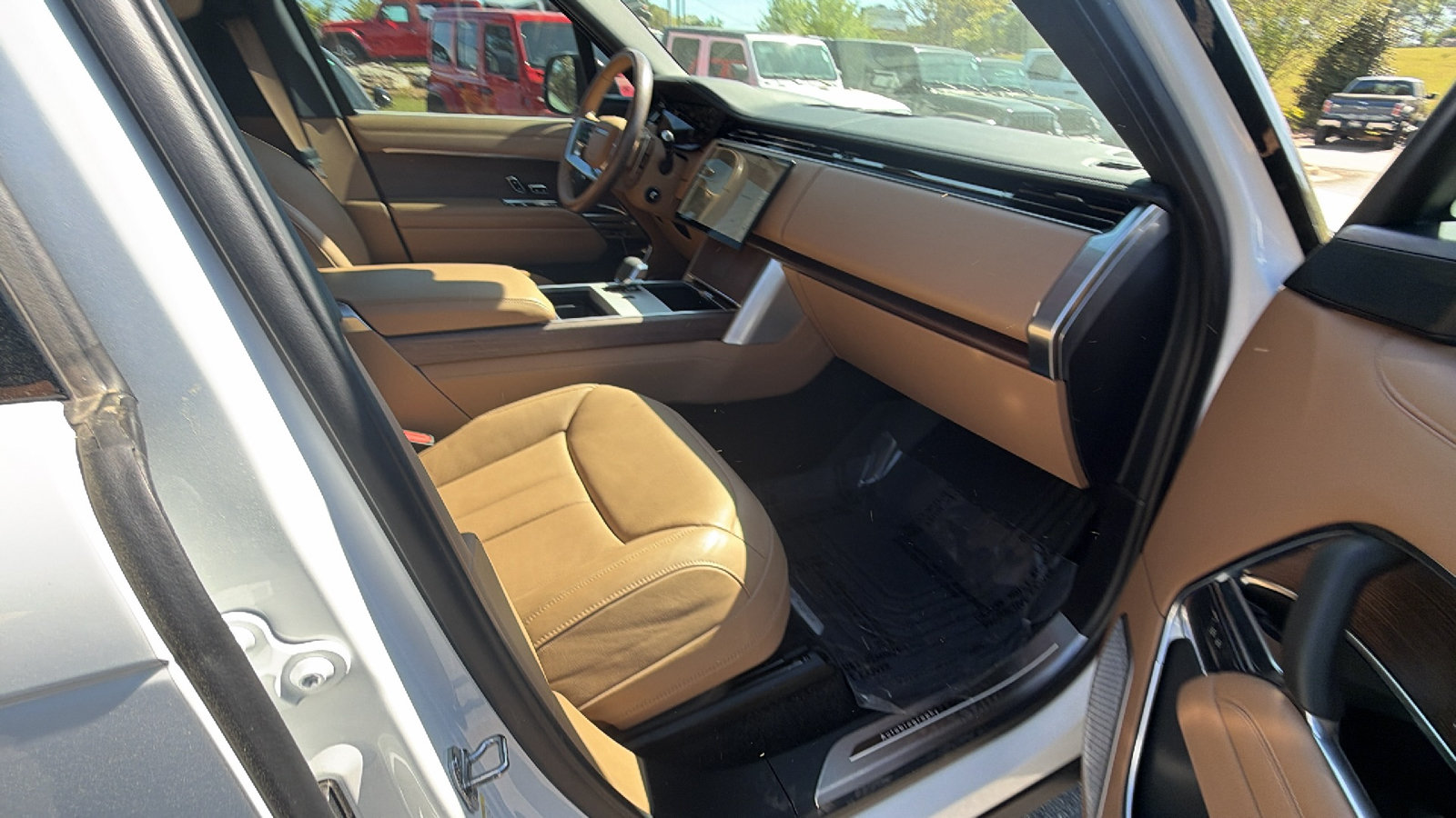 Used 2025 Land Rover Range Rover Autobiography AWD/4WD image 20