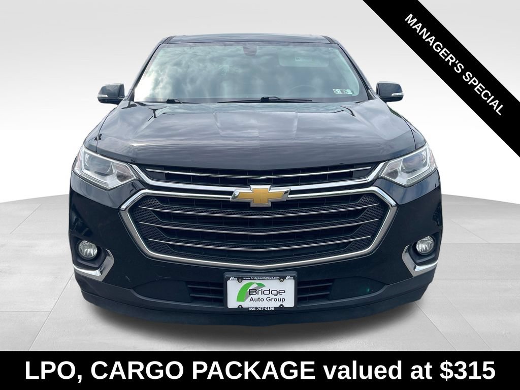 Used 2018 Chevrolet Traverse LT w/ LPO, Cargo Package AWD/4WD image 2