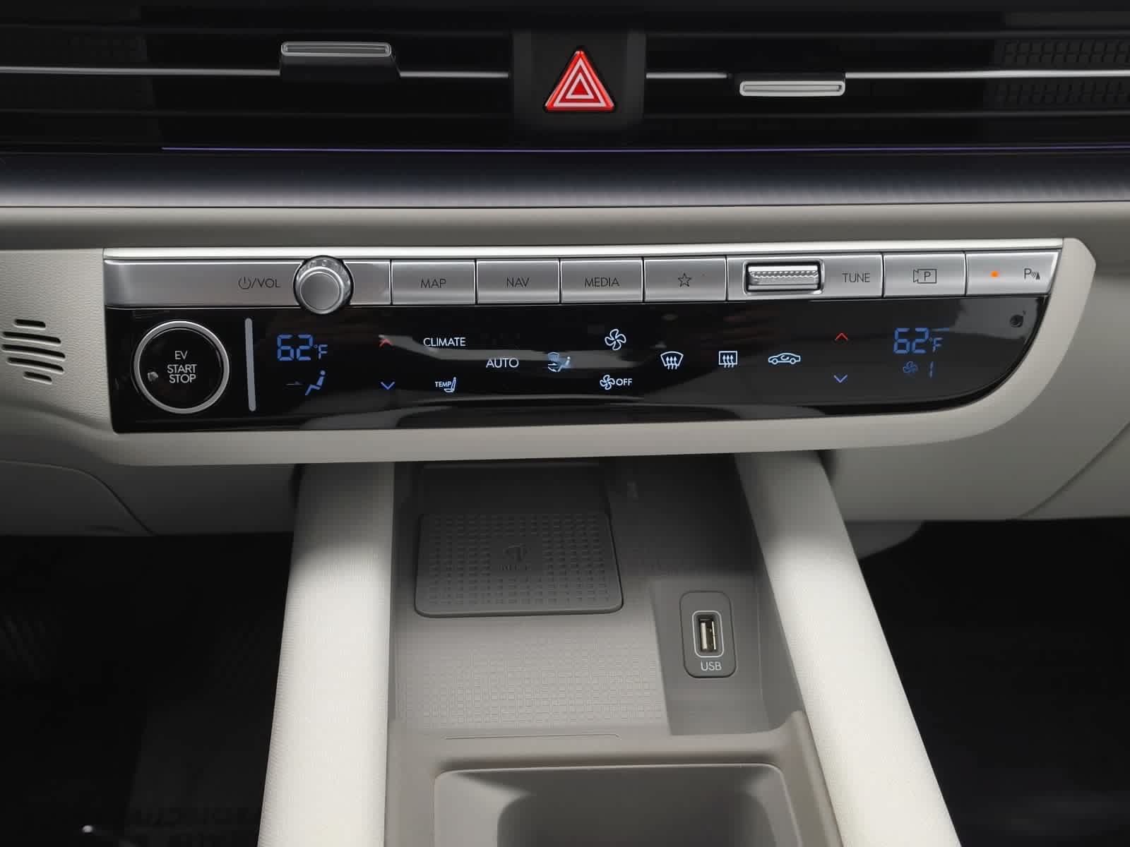 Used 2025 Hyundai Ioniq 6 SEL RWD image 19