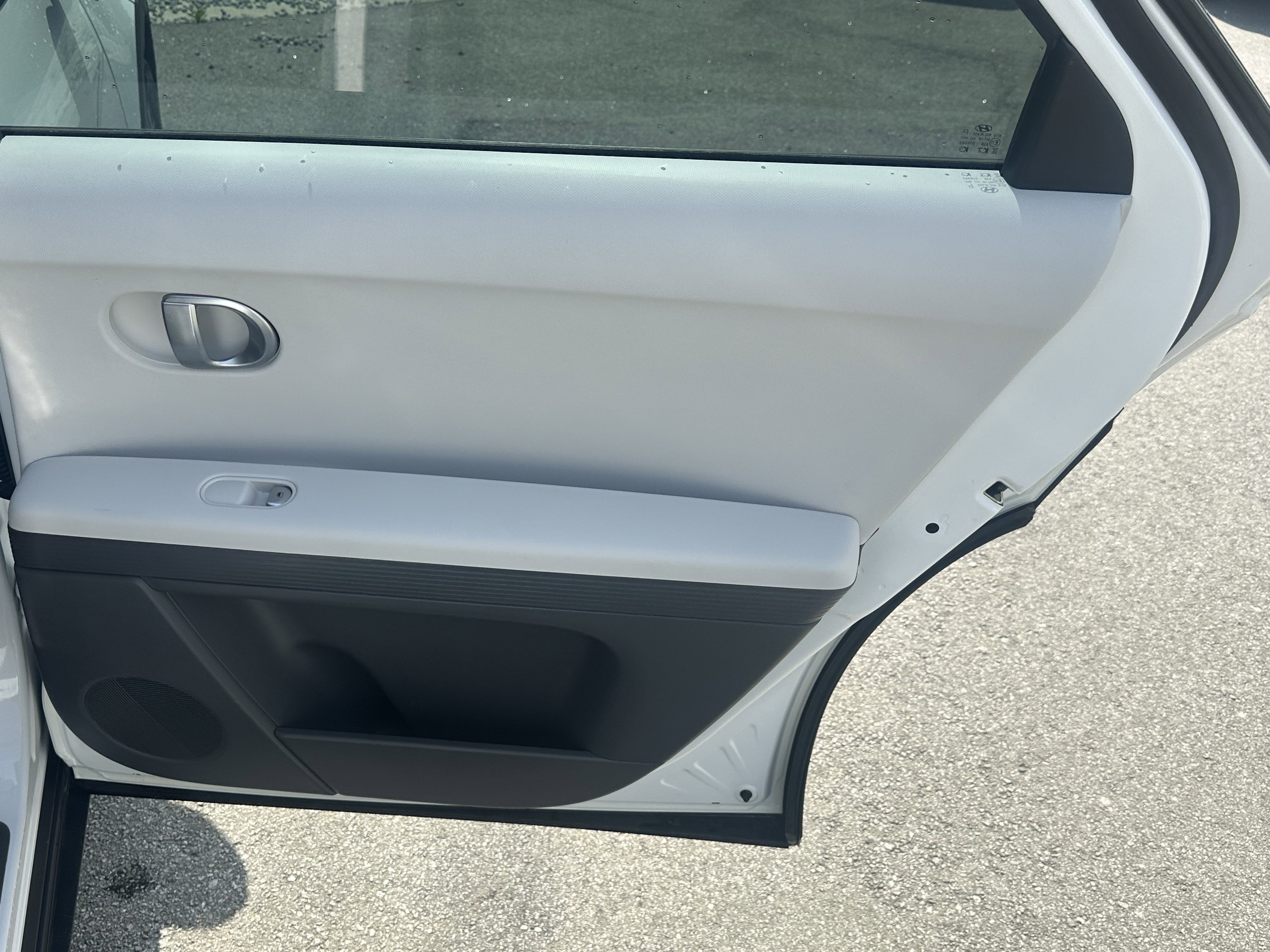 Used 2024 Hyundai Ioniq 5 SEL image 18