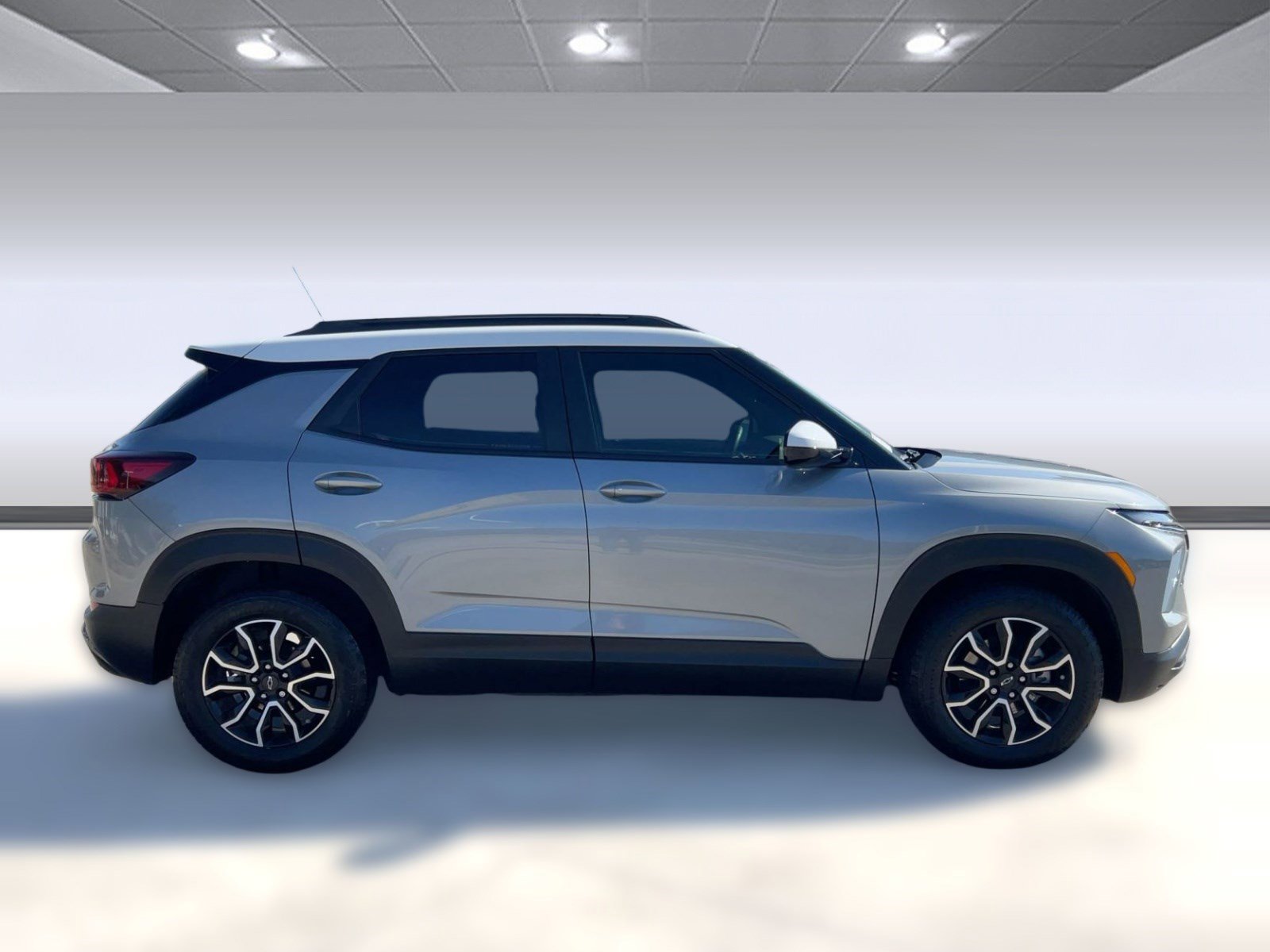 Used 2024 Chevrolet TrailBlazer ACTIV w/ Driver Confidence Package image 8